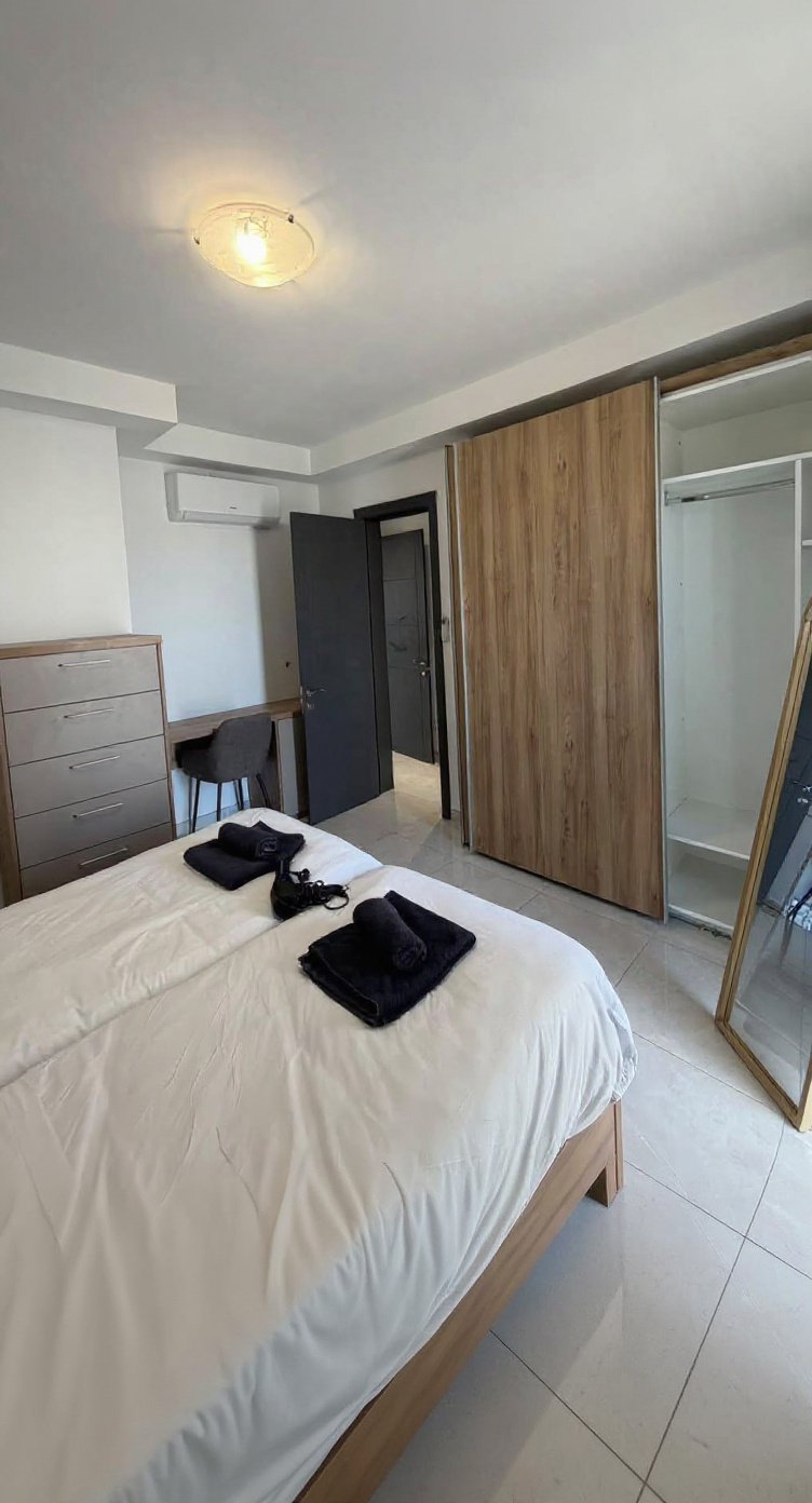 Room in St Julian's — 2