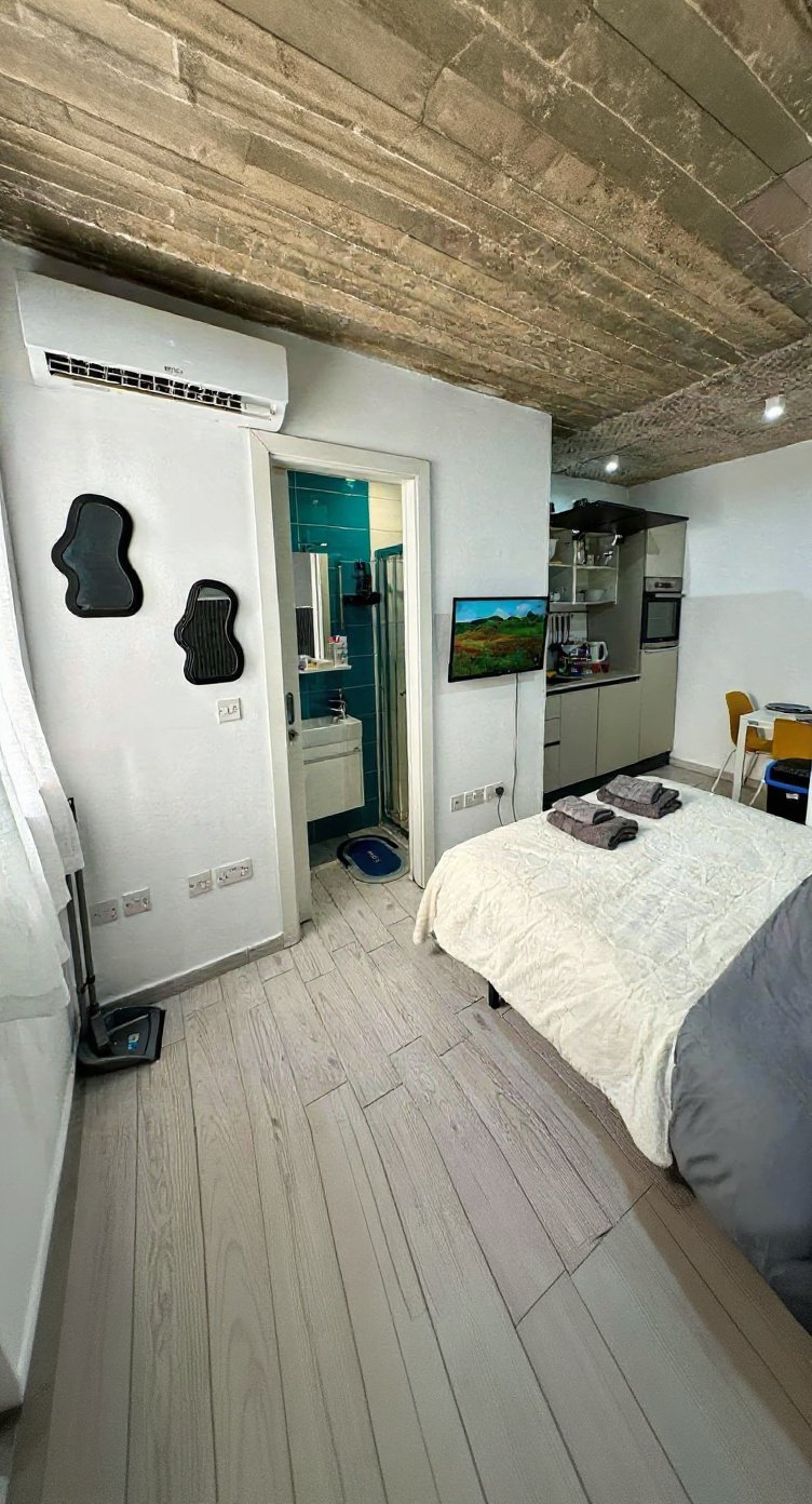 Studio in Paceville — 1