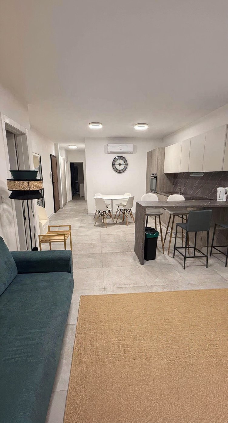 Apartment in Pembroke - 3 beds — 1