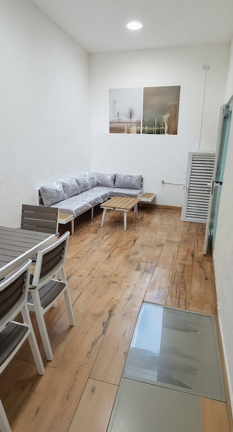 Apartment in Swieqi - 3 beds, 2 baths — 1