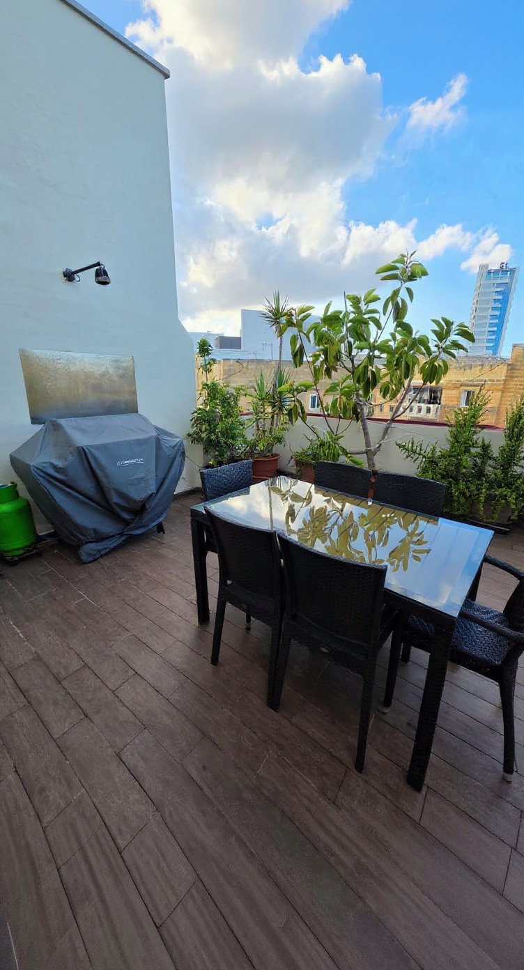 Penthouse in Ta' Xbiex - 1 bath — 2