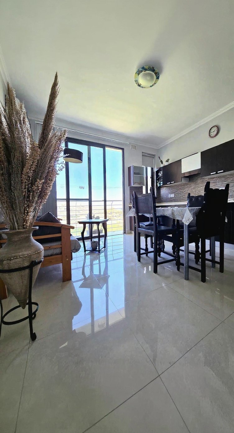 Apartment in Marsalforn - 2 beds, 2 baths — 1