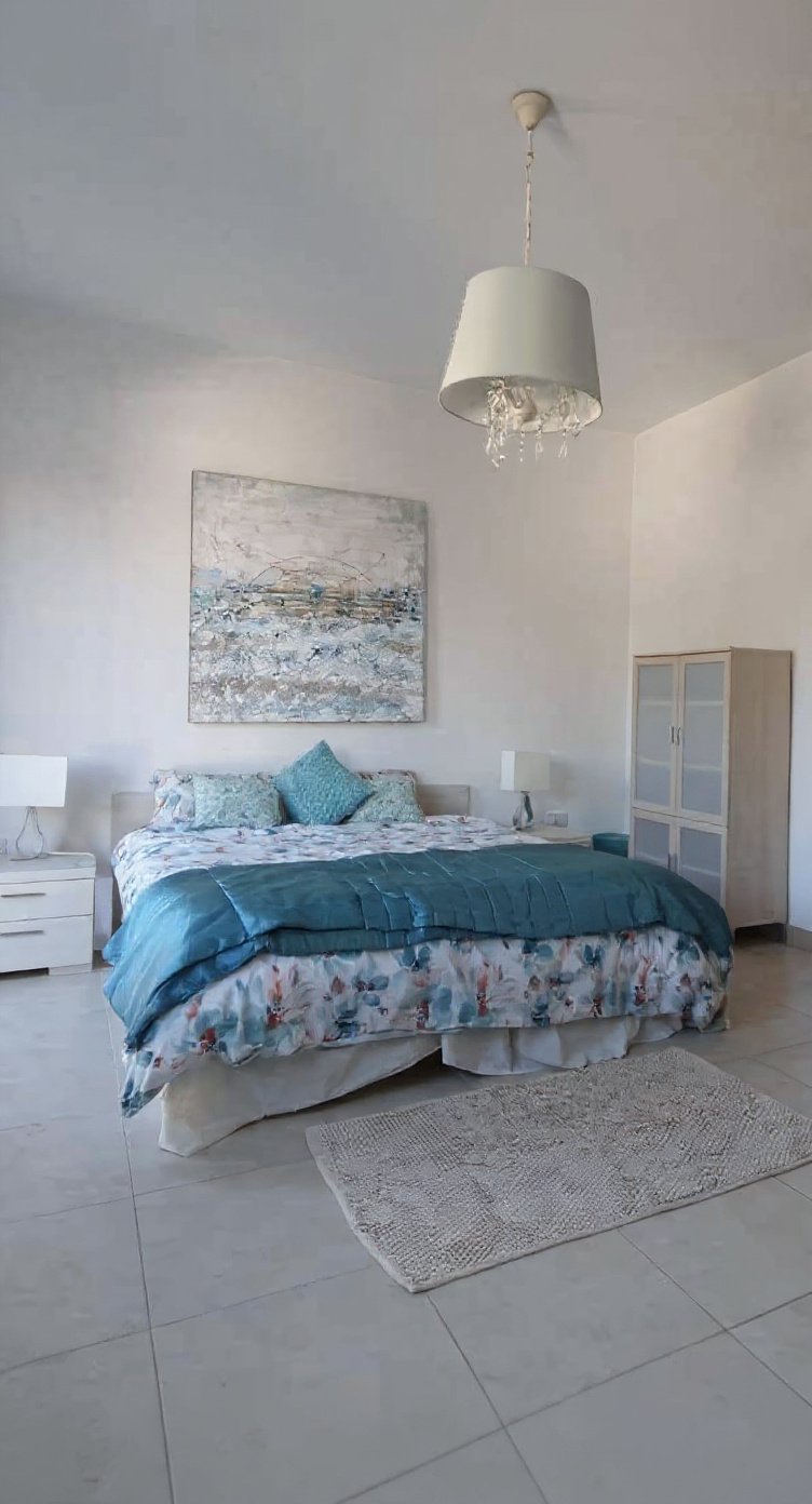 Apartment in Swieqi - 3 beds, 2 baths — 2