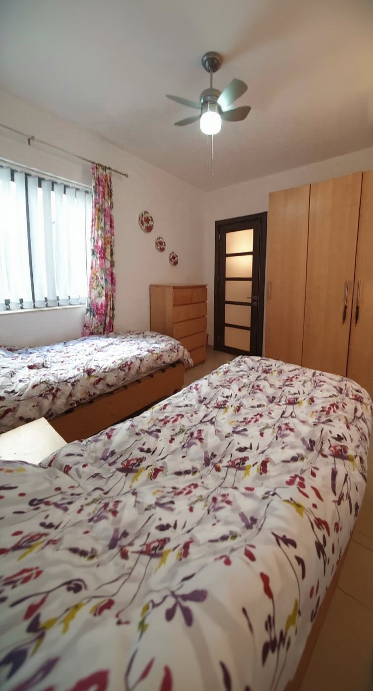 Apartment in Swieqi - 3 beds, 2 baths — 4