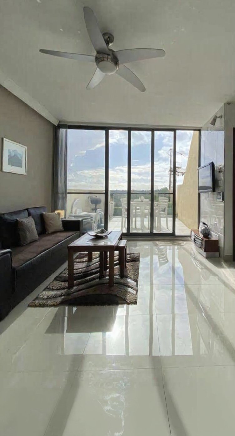 Penthouse in Marsaskala - 2 beds, 2 baths — 1