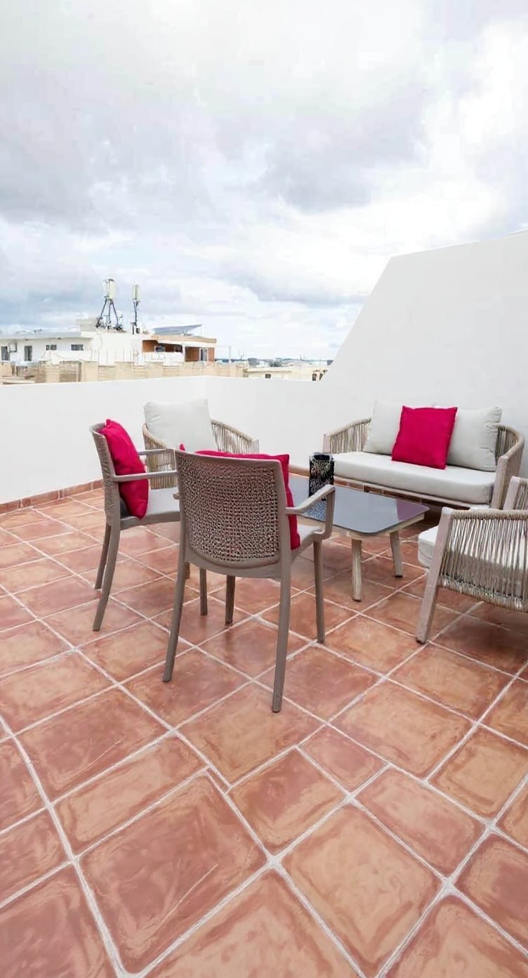 Penthouse in Mosta - 3 beds, 3 baths — 2