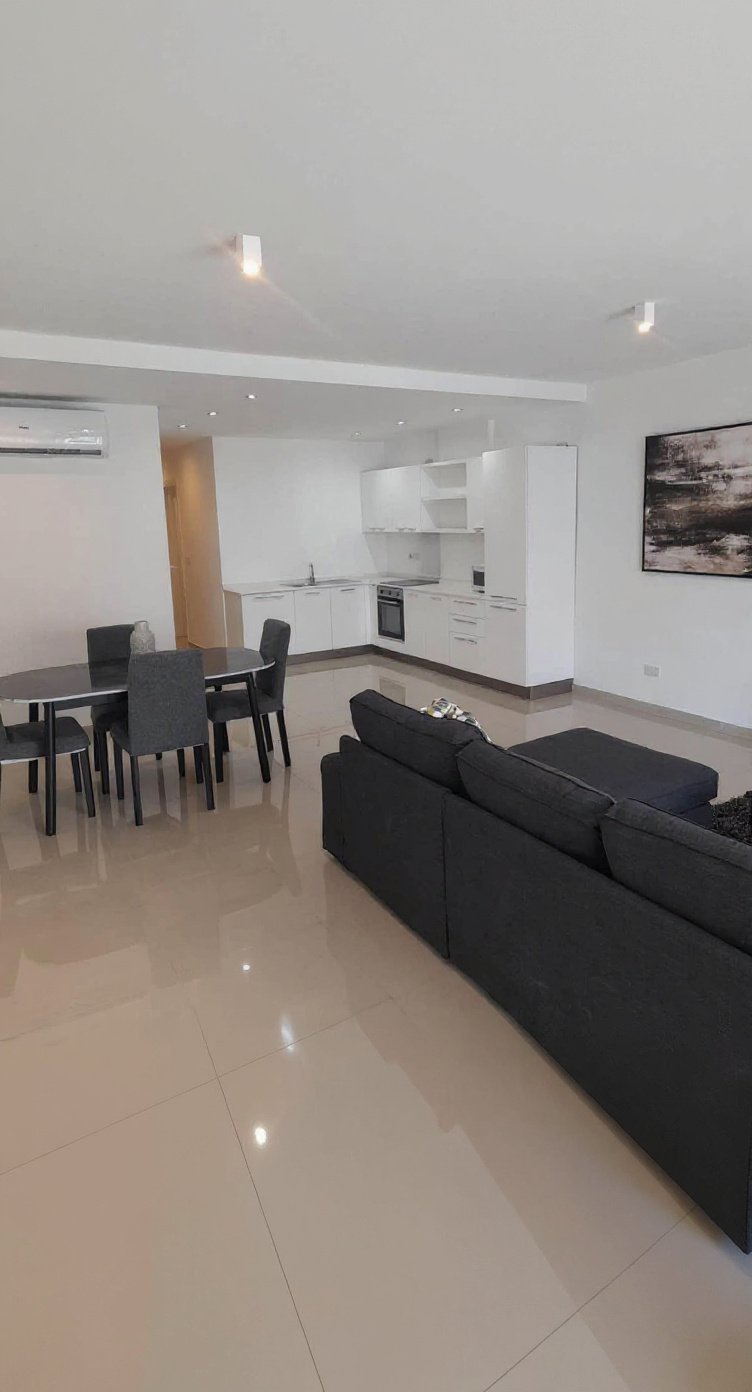Apartment in St Julian's - 2 beds, 2 baths — 3