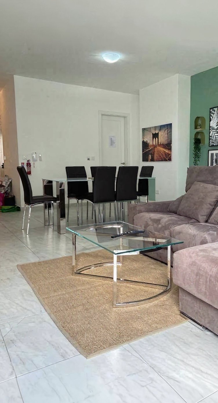 Apartment in Swieqi - 2 beds, 2 baths — 1