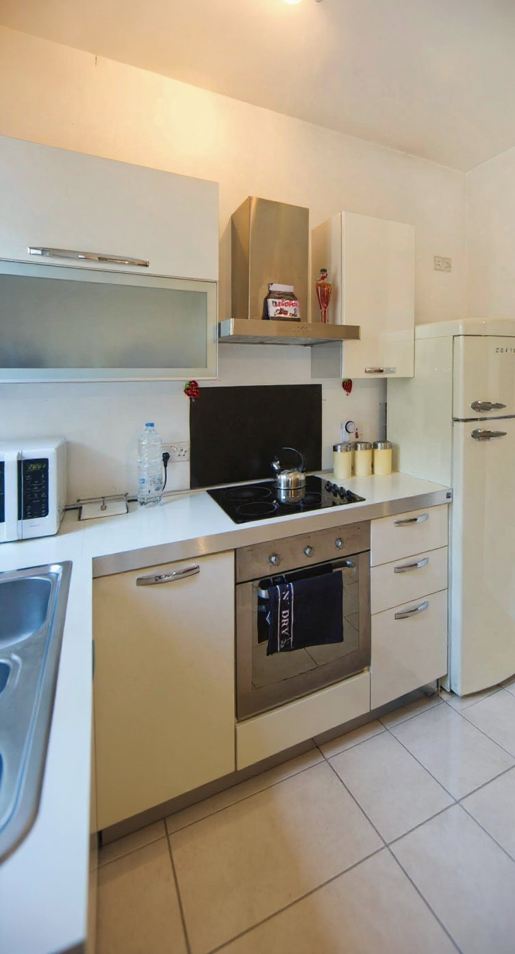 Apartment in St Julian's - 2 beds — 3