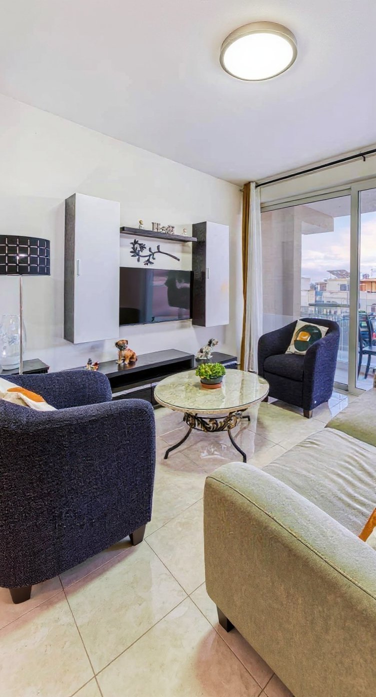 Maisonette in Pembroke - 2 beds, 2 baths — 1