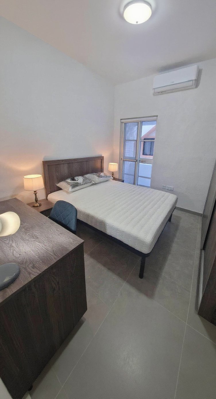 Apartment in Bugibba - 3 beds, 1 bath — 5